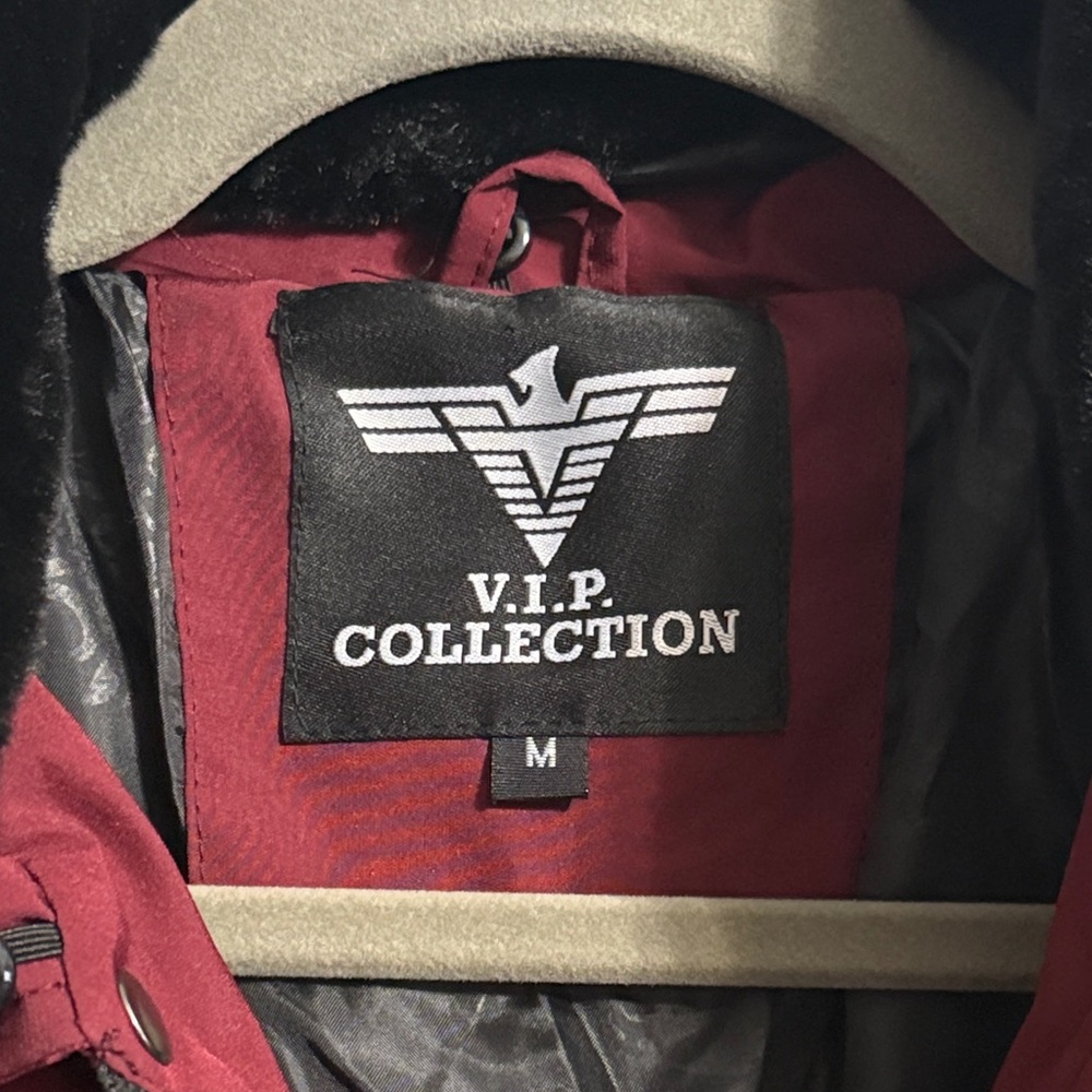 💖 VIP Collection Maroon Puffer Jacket‎ w/Removable Fur Collar - Picture 5 of 7